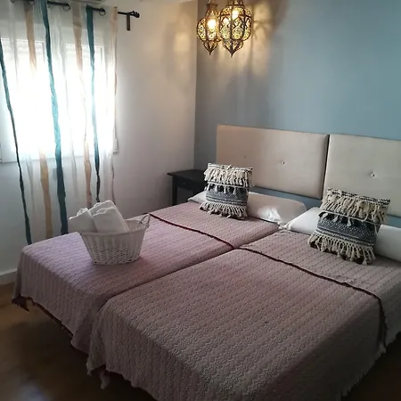 Hostal The Monkey Room-3